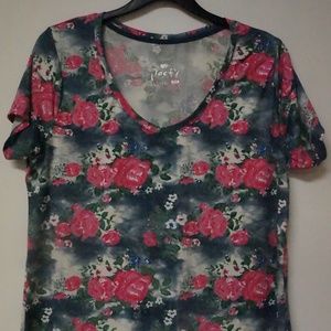 Poof! Floral Top 2X Short Sleeve